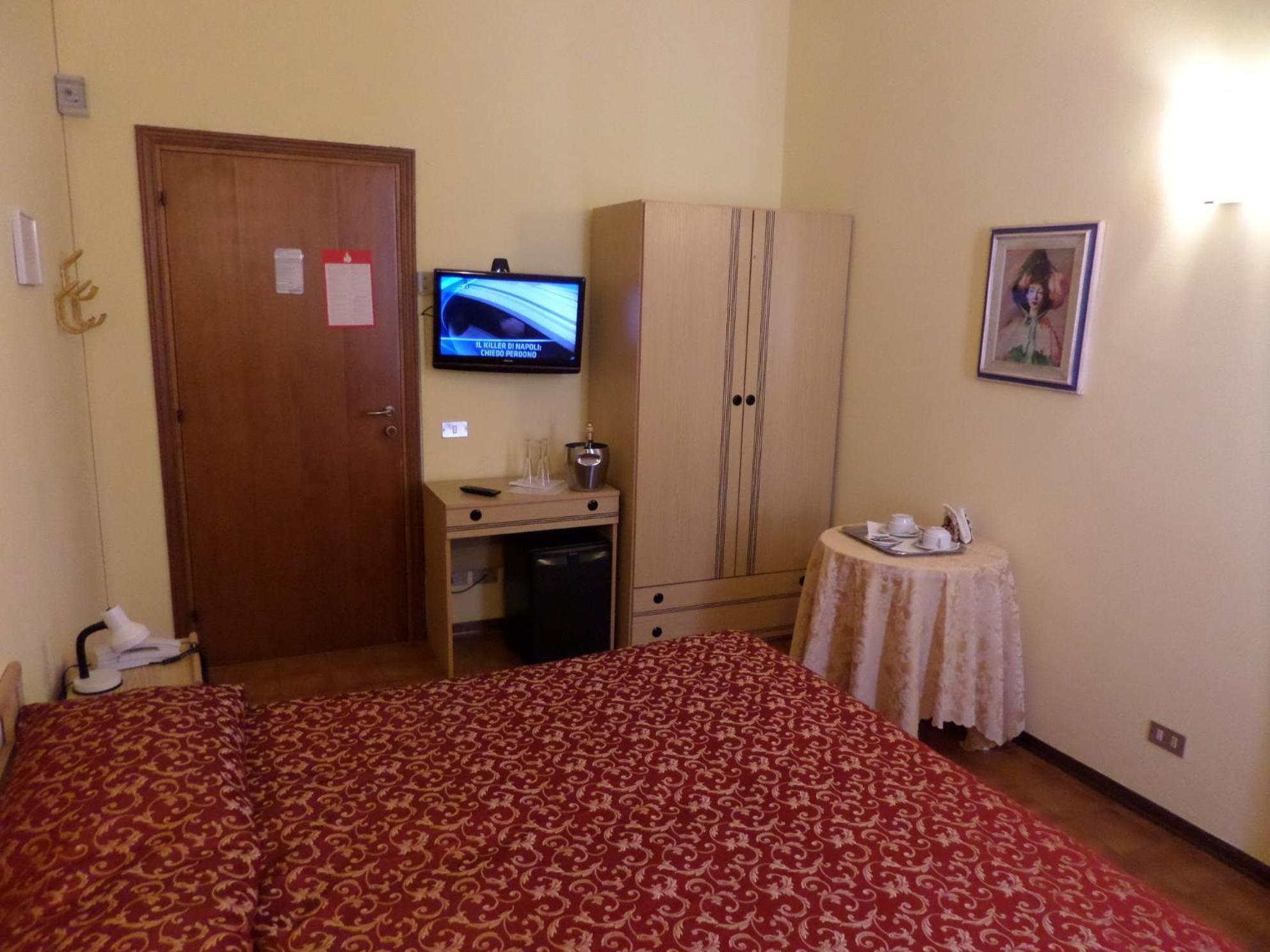 Hotel Delizia Genovese Montecatini Terme Exterior foto